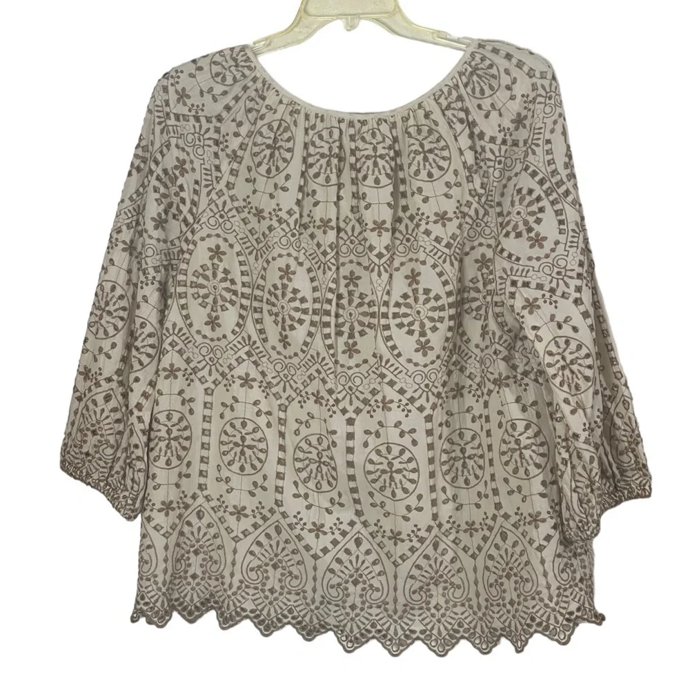 Lauren Ralph Lauren cotton eyelet raglan sleeve top. Size XL GUC to EUC - Picture 3 of 12